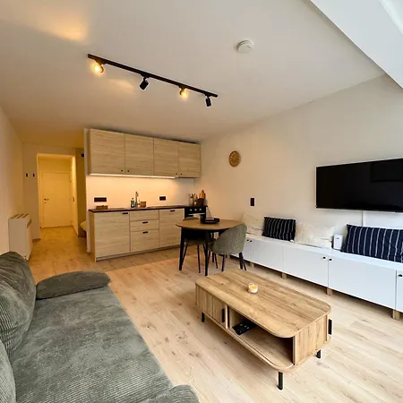 Apartmán Le Kokon - Escapade En Couple - 5min - Lippenslaan A 2 Pas - Vue Laterale - Lit Bebe Possible