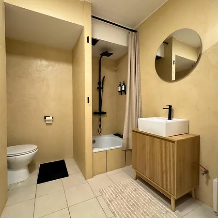 Apartmán Le Kokon - Escapade En Couple - 5min - Lippenslaan A 2 Pas - Vue Laterale - Lit Bebe Possible